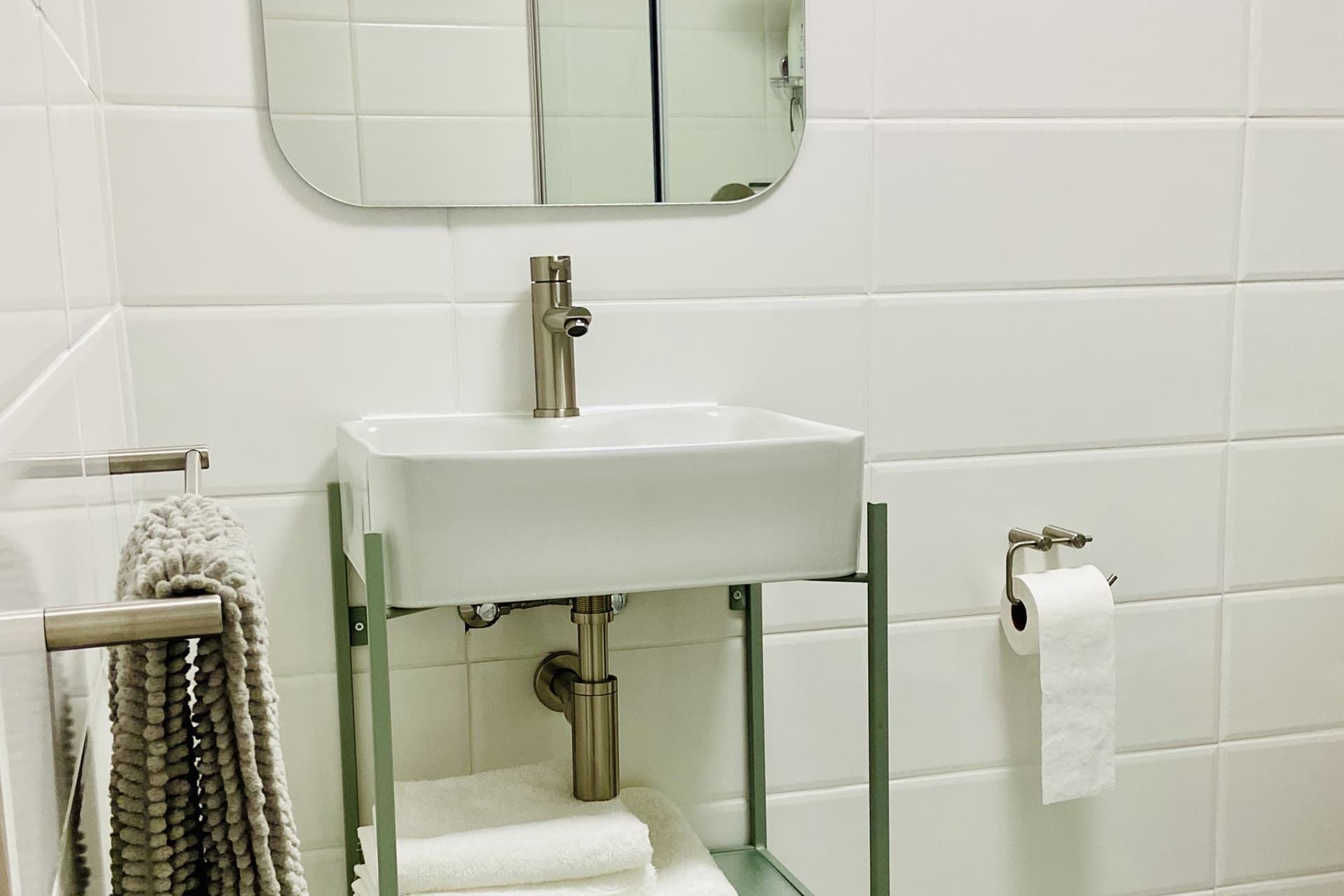 The Blackbox alternative bathroom