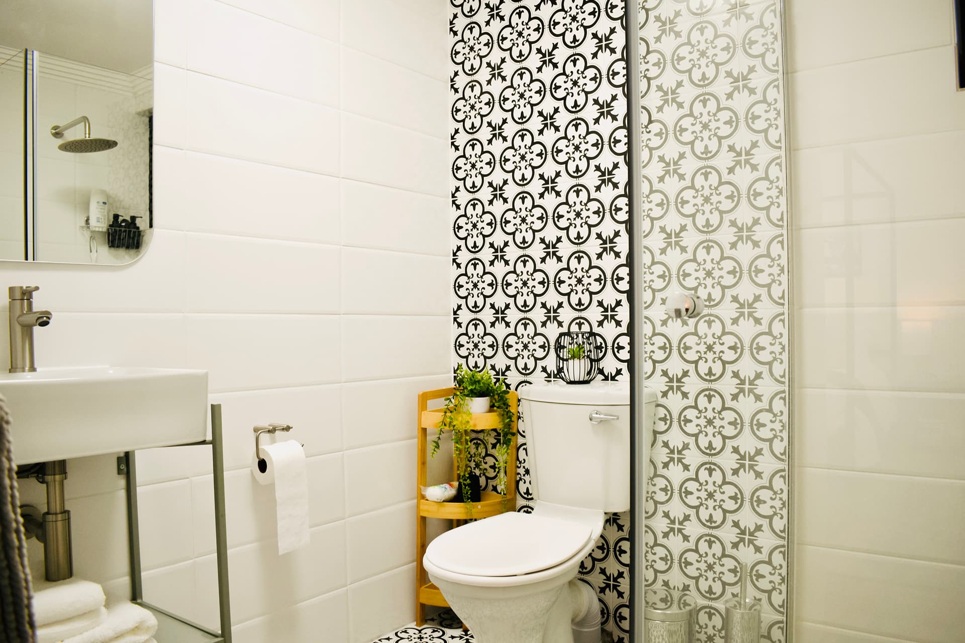 The Blackbox bathroom